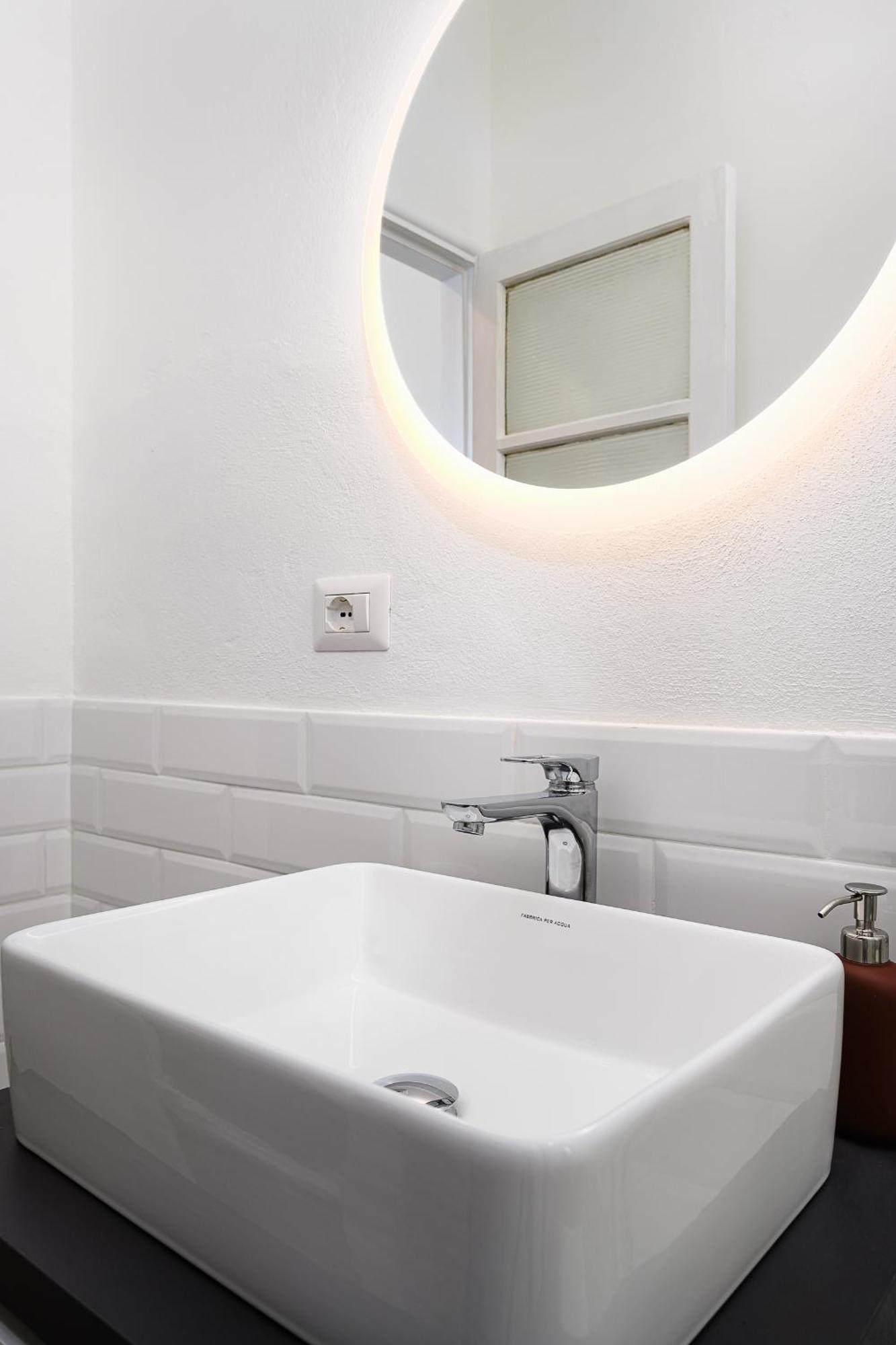 Sebino 17 - Monolocale Cool Apartment Milan Exterior photo